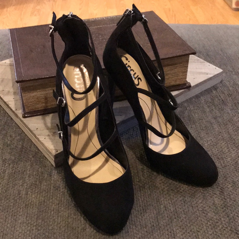 Circus by Sam Edelman Chrissy dress pump